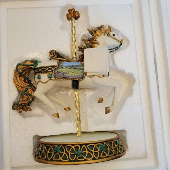 NIB The Hamilton Collection - Irish Blessing Carousel Sculpture - Picture 7 of 8